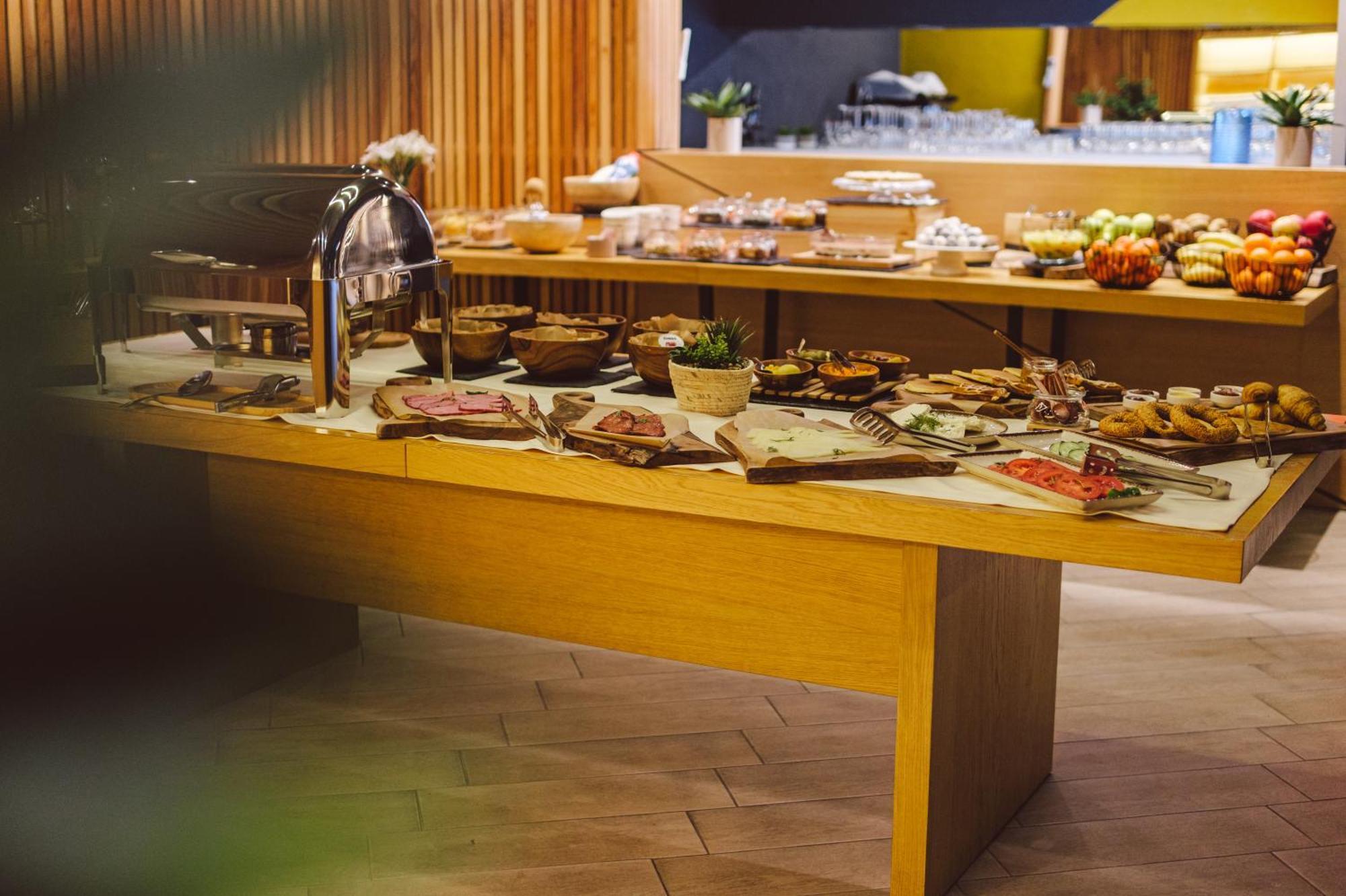 Star Hill Hotel & Spa Prishtinë Ngoại thất bức ảnh
