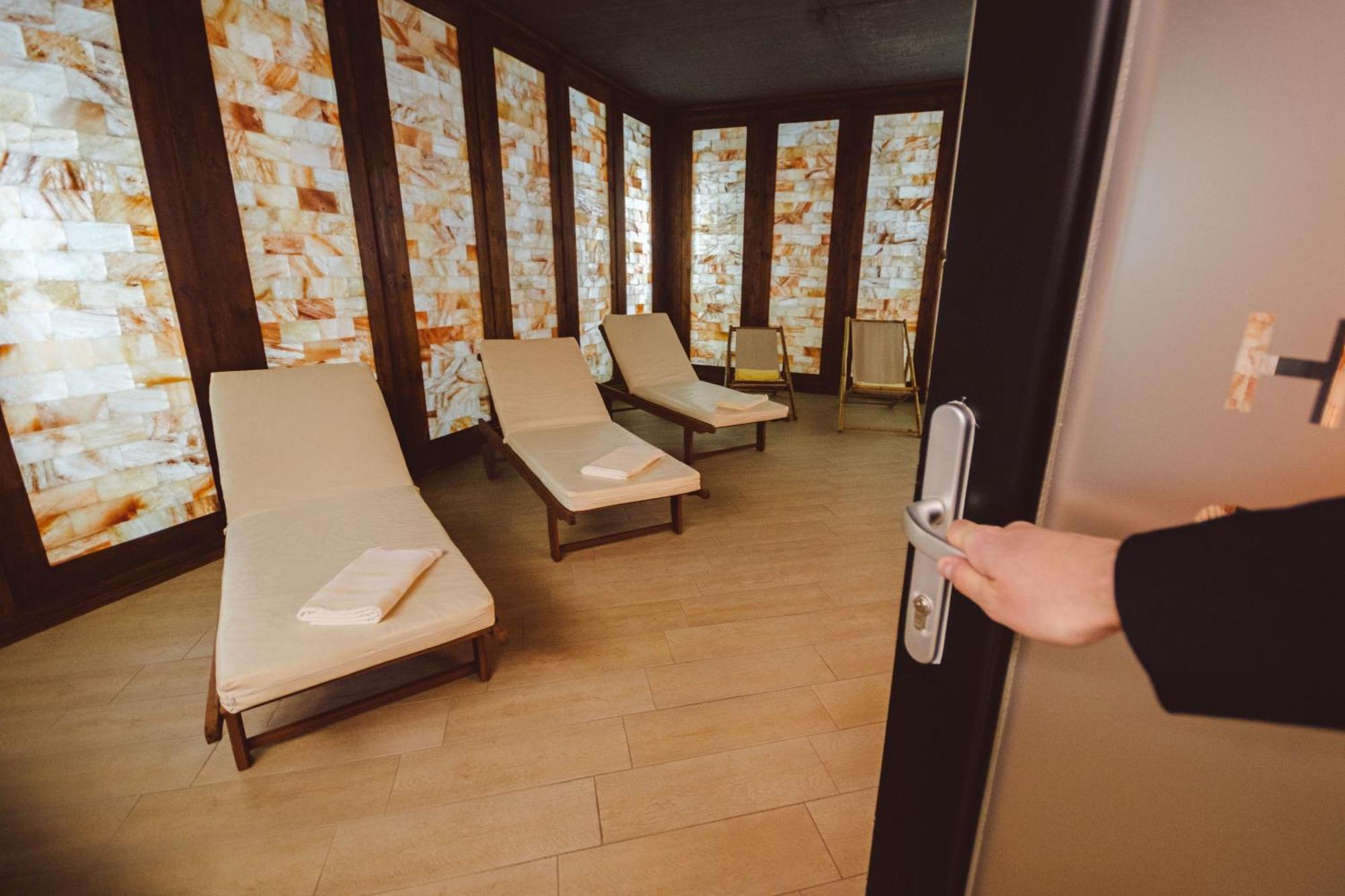 Star Hill Hotel & Spa Prishtinë Ngoại thất bức ảnh
